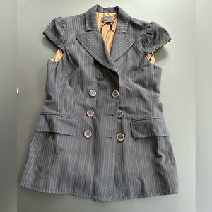 Short sleeve blazer